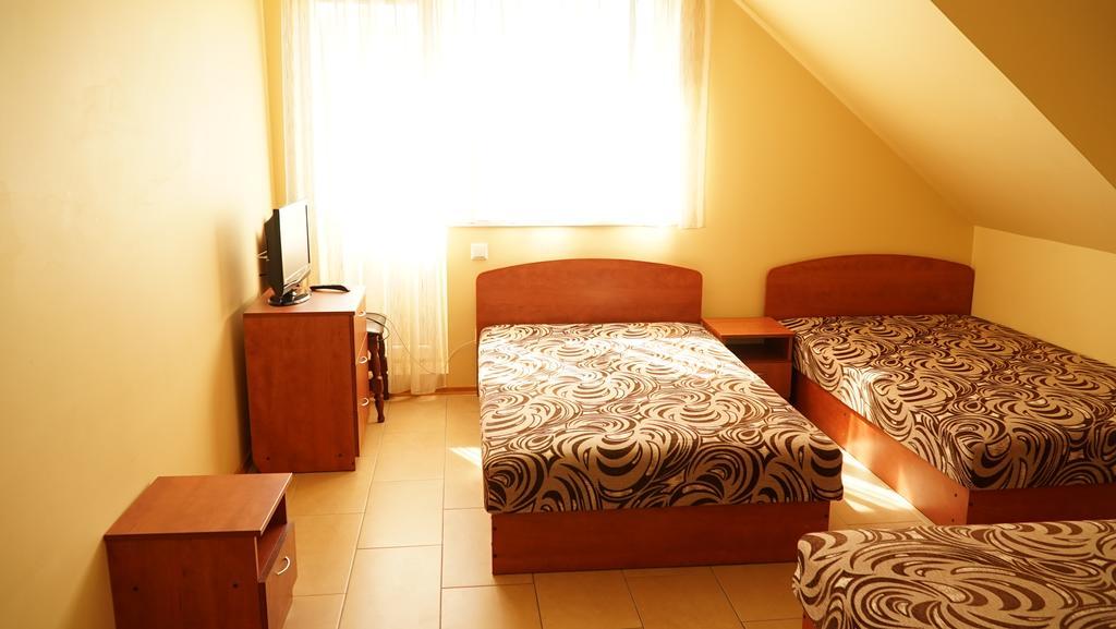 Surauciu Sveciu Namai Hotel Aukstadvaris Bagian luar foto