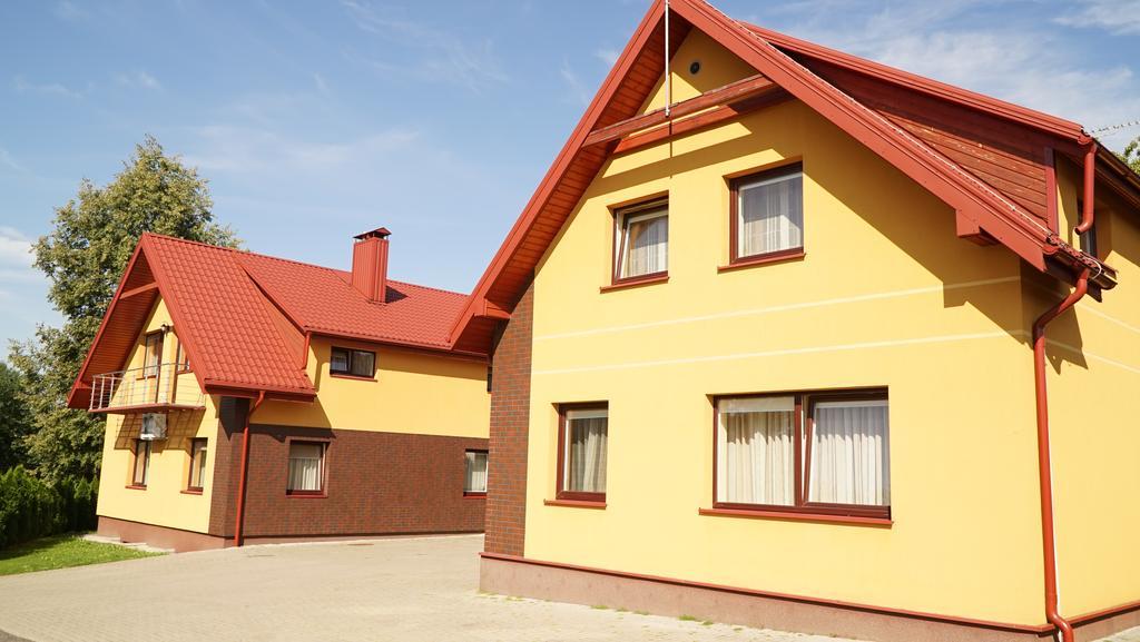Surauciu Sveciu Namai Hotel Aukstadvaris Bagian luar foto
