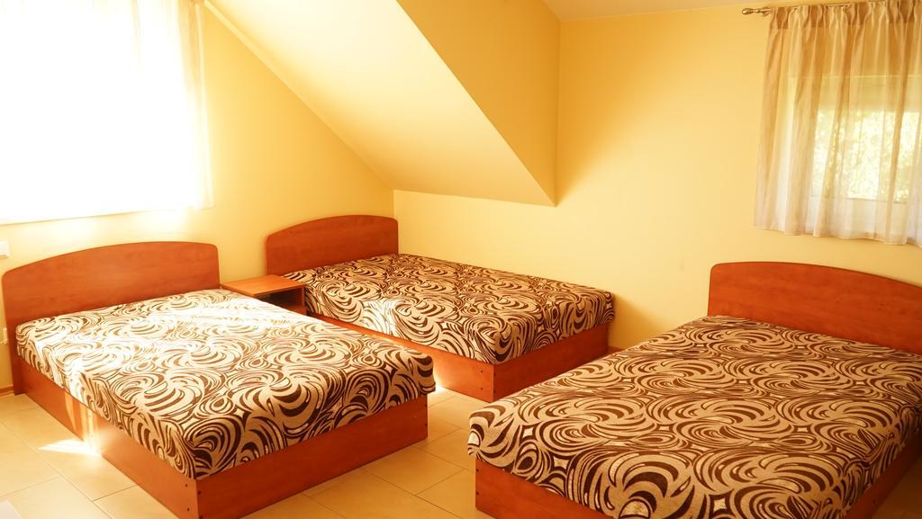 Surauciu Sveciu Namai Hotel Aukstadvaris Bagian luar foto